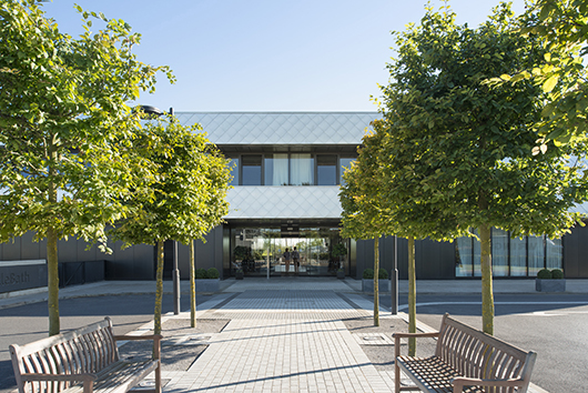 Main entrance of Sulis Hospital Bath